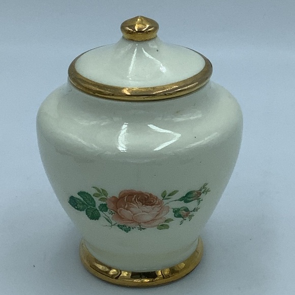 Small Rose Covered Jar with Gold Trim - Picture 1 of 8